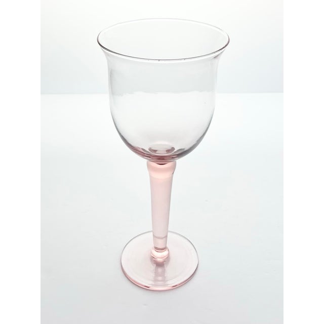 1980s Vintage Blush Pink Blown Large Wine or Water Glasses - Set of 4 For Sale - Image 4 of 5