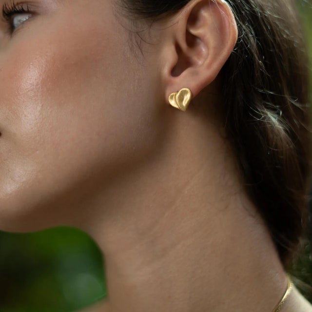 Golden Heartbeat Stud Earrings, A Pair For Sale - Image 4 of 7