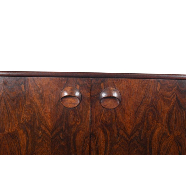 Mid 20th Century McIntosh "Dunotter" Credenza in Brazilian Rosewood For Sale In San Francisco - Image 6 of 15