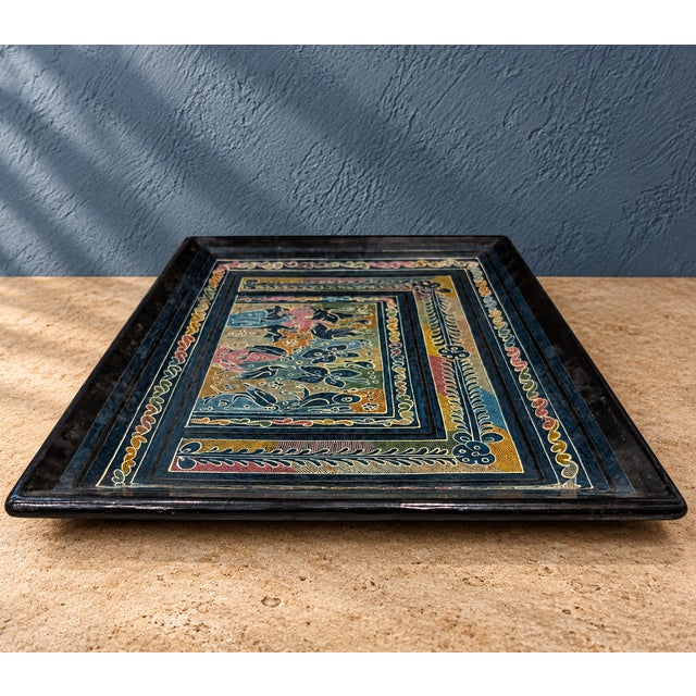 Vintage Mexican Olinalá-Style Black Lacquered Wood Folk Art Tray For Sale - Image 4 of 6