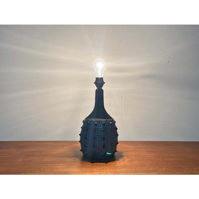 Mid-Century Modern Danish Studio Pottery Table Lamp from Jette Hellerøe, 1960s For Sale - Image 17 of 18
