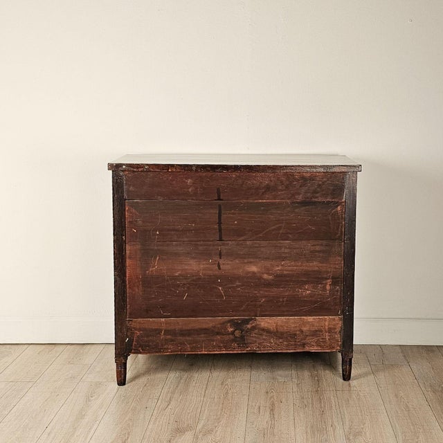 Early 19th Century Tiger-Striped Mahogany Chest, England Circa 1810 For Sale - Image 4 of 6