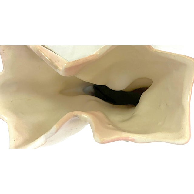 1940's McCoy Pottery Tulip Vase, Marked For Sale - Image 10 of 12