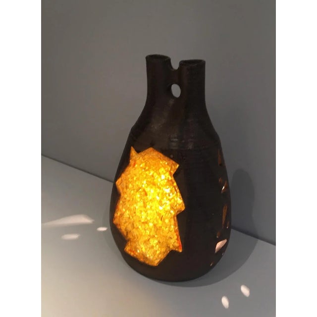 Mid-Century Modern Ceramic and Yellow Glass Lamp, circa 1970 For Sale - Image 3 of 13
