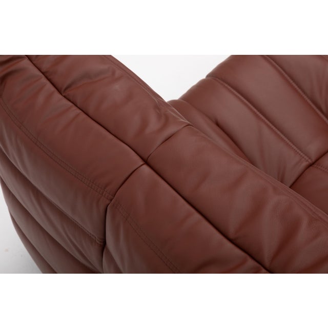 Togo Fireside Chair and Ottoman in Italian Chestnut Leather - Restored Vintage Ligne Roset For Sale - Image 15 of 16