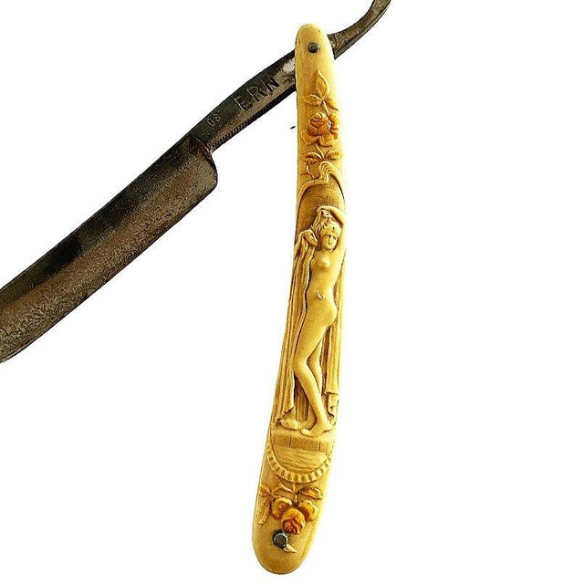 Art Nouveau Rare Nude Goddess Art Nouveau Celluloid Straight Razor by Ern. C. Friedr For Sale - Image 3 of 5
