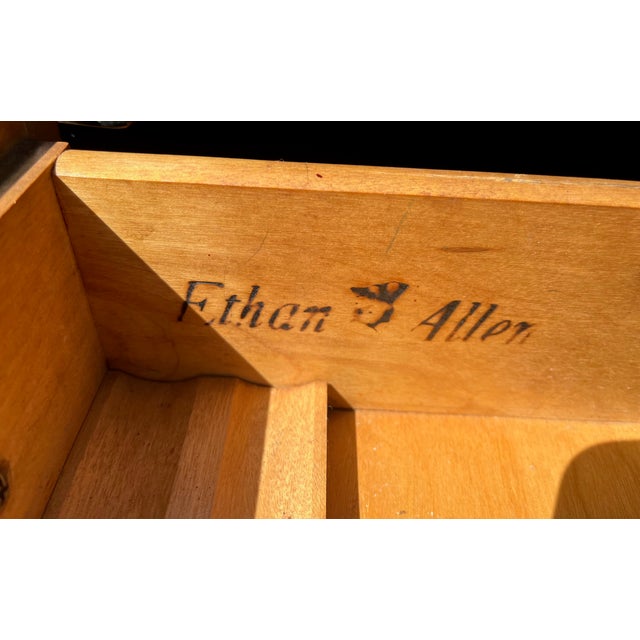 American Ethan Allen Ladies Writing Desk Hitchcock Style Harvest Stencils For Sale - Image 3 of 11