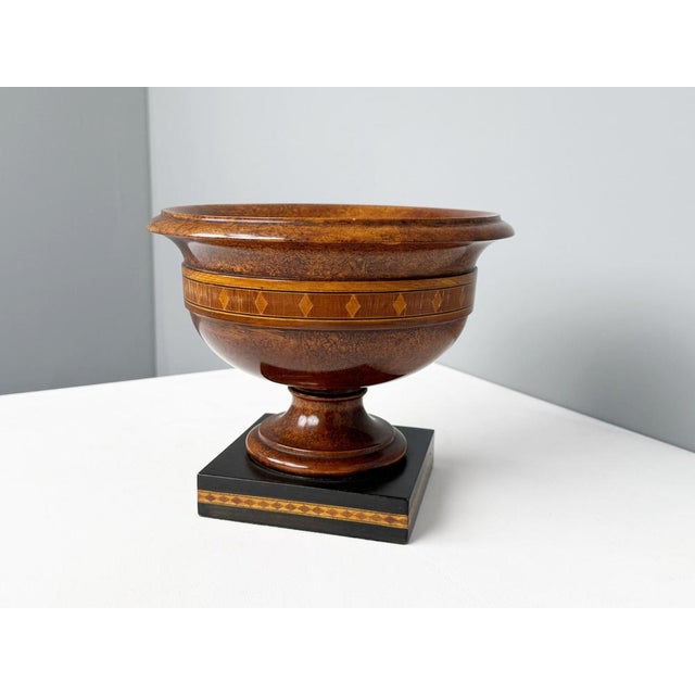 Antique English Grand Tour Bowl with Base in Veined Beech, 1890s For Sale - Image 4 of 6