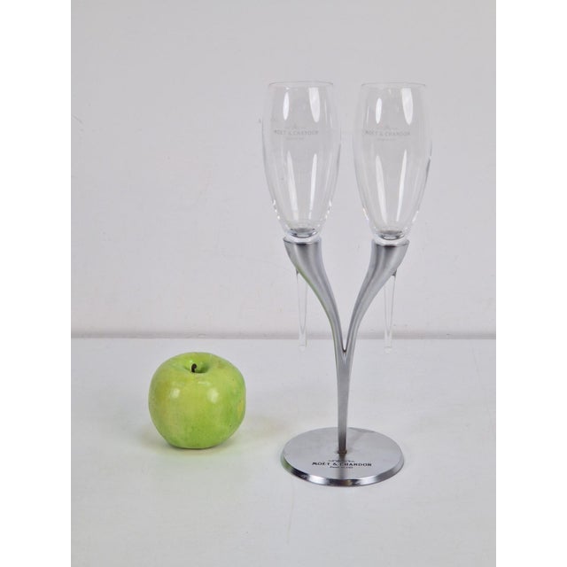Crystal Champagne Flutes in Holder by Philippe Di Meo for Moët & Chandon, 1980s, Set of 2 For Sale - Image 4 of 14
