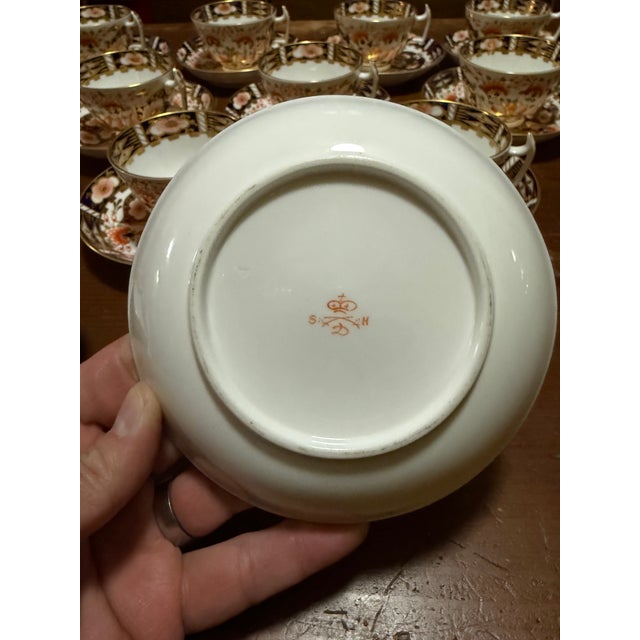 Gold 1860s Royal Crown Derby Imari Pattern Cups and Saucers by Stevenson & Hancock - Set of 10 For Sale - Image 8 of 18