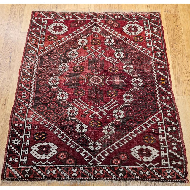 This striking 19th Century Turkish Bergama village rug is a refined example of Anatolian tribal weaving, celebrated for...