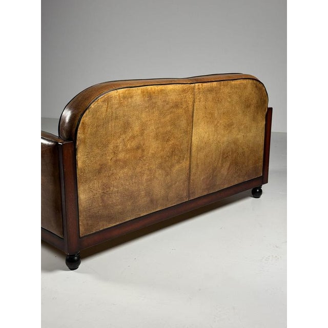 Sheepskin sofa. Made by the Dutch brand Lounge Atelier. Art Deco style. In very good condition. Beautiful color and...