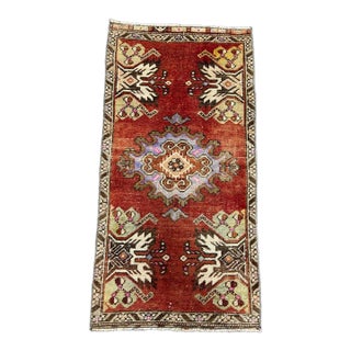 Turkish Yastik Rug 1'6" x 2'11" For Sale