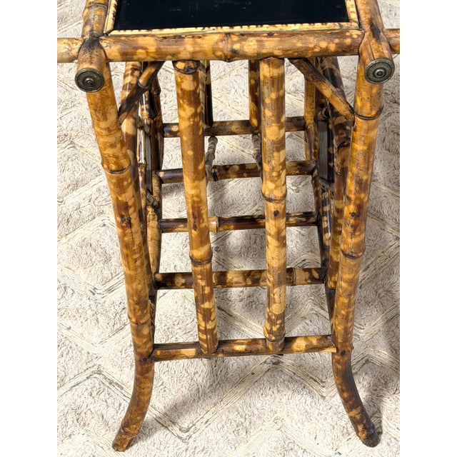 French Aesthetic Movement Japonisme Burnt Bamboo & Black Lacquer Side Table For Sale In Atlanta - Image 6 of 11