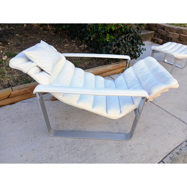 White 1960s Mid Century "Pulkka" Lounge Chair and Foot Stool by Ilmari Lappalainen For Sale - Image 8 of 12