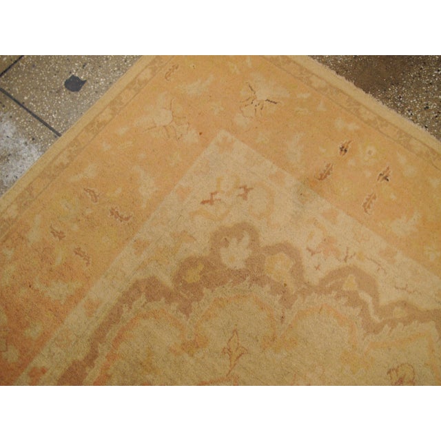 Textile Galerie Shabab Collection Mid-20th Century Indian Amritsar Rug For Sale - Image 7 of 12