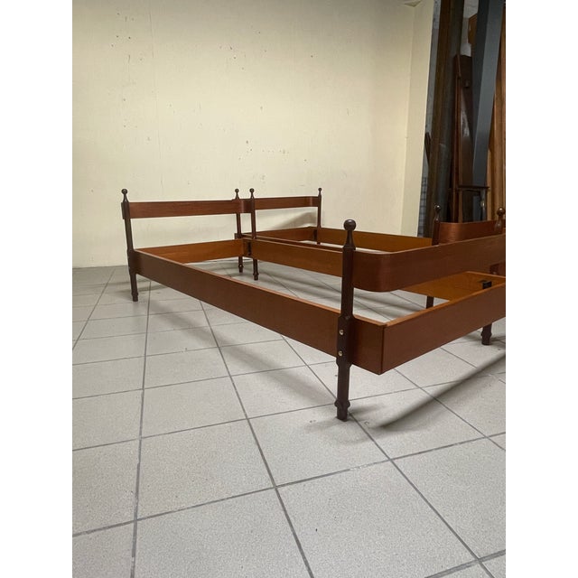 Brown Vintage Teak Single Beds by Fratelli Proserpio, 1960s, Set of 2 For Sale - Image 8 of 18