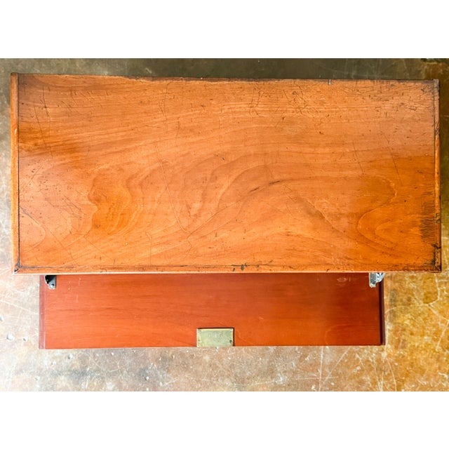 Early 20th Century English Lift-Top Folding Front Chest of Mahogany From the Edwardian Era For Sale - Image 5 of 14