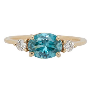 1.6cts Blue Zircon Ring With Natural Diamonds Accents: Solid 14k Gold, 8x6mm For Sale