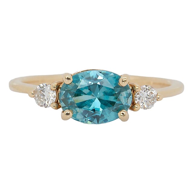 1.6cts Blue Zircon Ring With Natural Diamonds Accents: Solid 14k Gold, 8x6mm For Sale