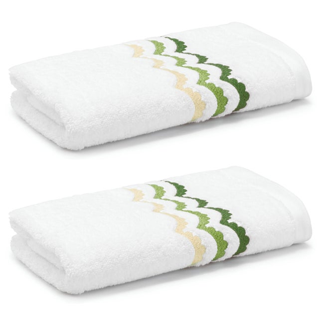 Contemporary Celerie Kemble + Hamburg House Whimsical Green Scallop Hand Towel - Set of 2 For Sale - Image 3 of 3