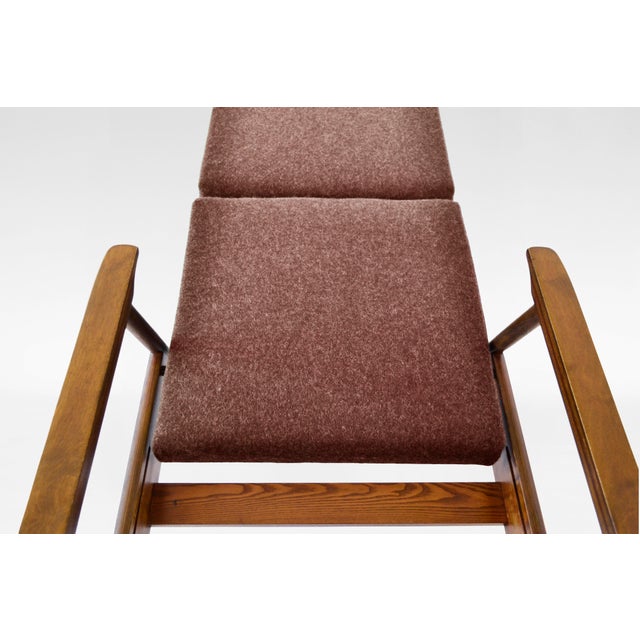 Brown Vintage Convertible Sleeping Armchair by Valerija Ema Cukermanienė for Vilniaus Baldų Kombinatas, 1960s For Sale - Image 8 of 9