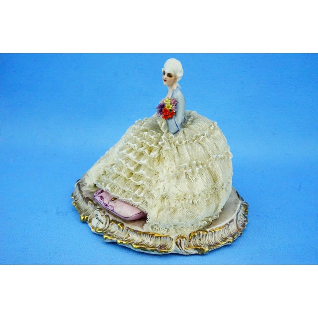 Luigi Fabris, Sculpture Venetian Lady, Crinoline Lace Flowers, 1890s, Porcelain For Sale - Image 8 of 18
