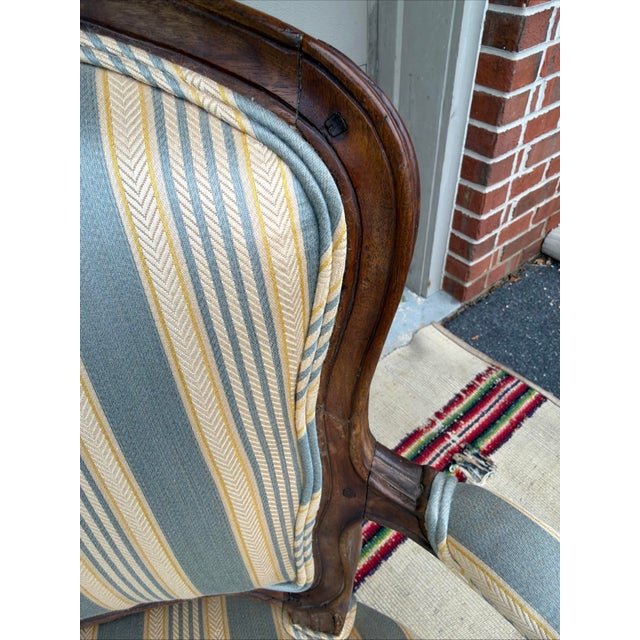 Pair of 18th Century French Louis XV Walnut Fauteuils, Carved Provincial Armchairs For Sale - Image 11 of 18