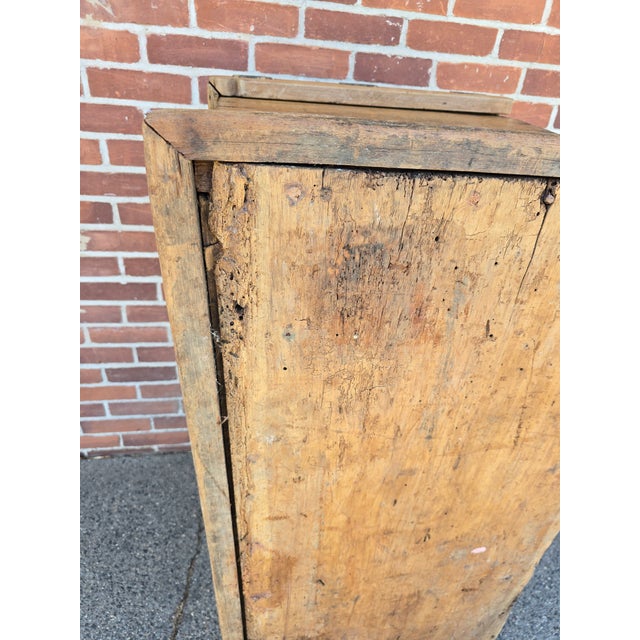 Antique 18th Century Spanish Colonial Mexican Chest Fancy Bermuda Dovetails in Sabino Wood For Sale - Image 16 of 16