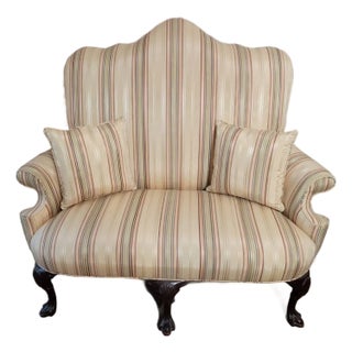 Wingback Settee Loveseat | Upholstered Accent Bench | Queen Anne Style For Sale