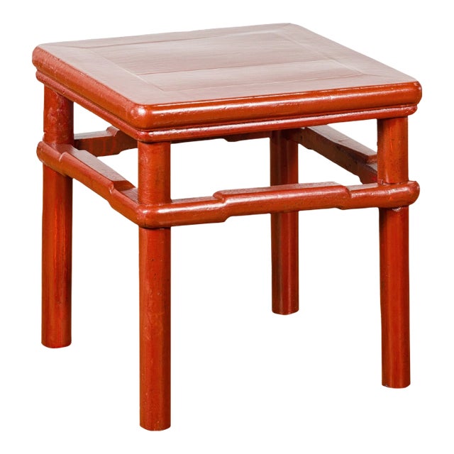 Qing Dynasty 19th Century Red Lacquer Side Table with Humpback Stretcher For Sale