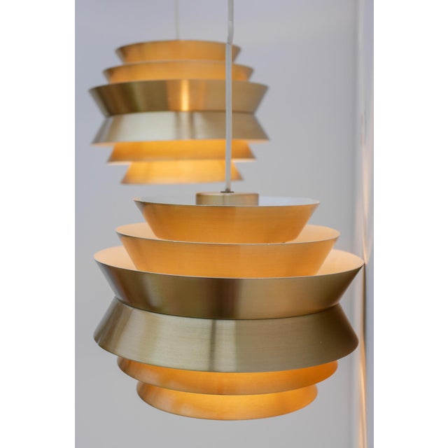 Brass Colored Metal Pendant Trava Lamps by Carl Thore, Sweden from Granhaga Metallindustri, 1960s, Set of 2 For Sale - Image 13 of 14