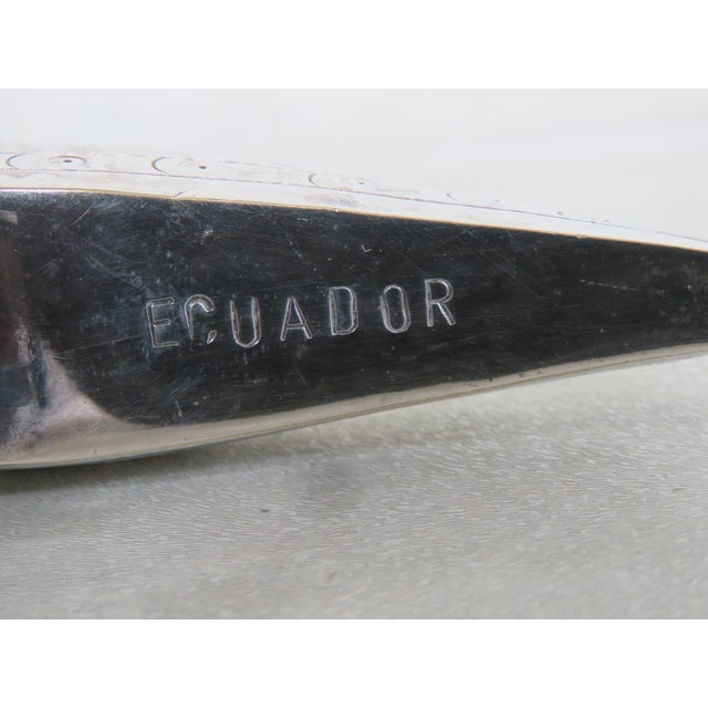 Ecuador Silver Plated Black Eye Engraved Bird Figurine 4622b For Sale In Miami - Image 6 of 14