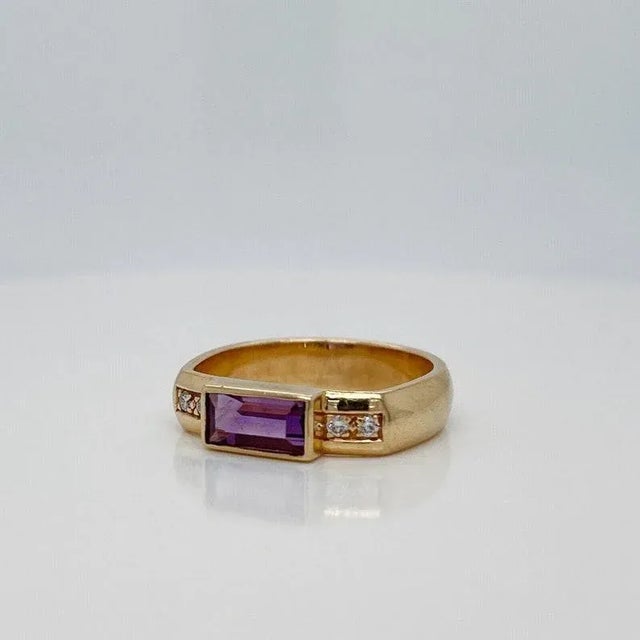 Signed Gabriel Ofiesh 14 Karat Gold & Amethyst Band Ring - 14k Vr Size 7 For Sale - Image 4 of 10