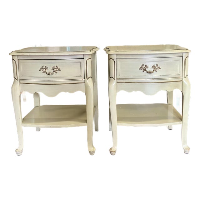 Pair of Vintage French Provincial Nightstands by Bassett – Marseille Collection, Circa 1980’s For Sale