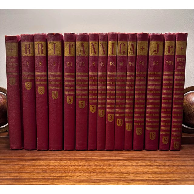 Encyclopaedia Britannica 全15巻 今月一杯で処分します Encyclopædia Britannica. 15th edition. 57 volume set