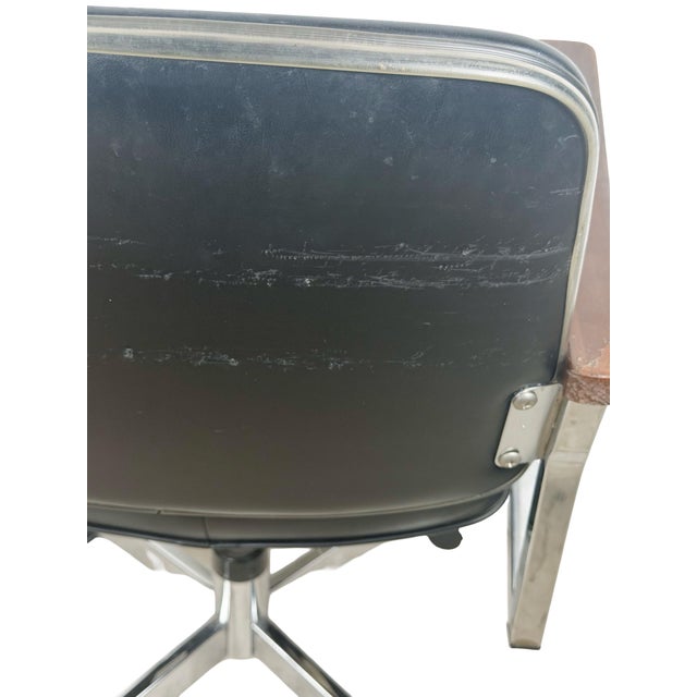 Mid-Century Chrome Swivel Office Chair For Sale - Image 15 of 18