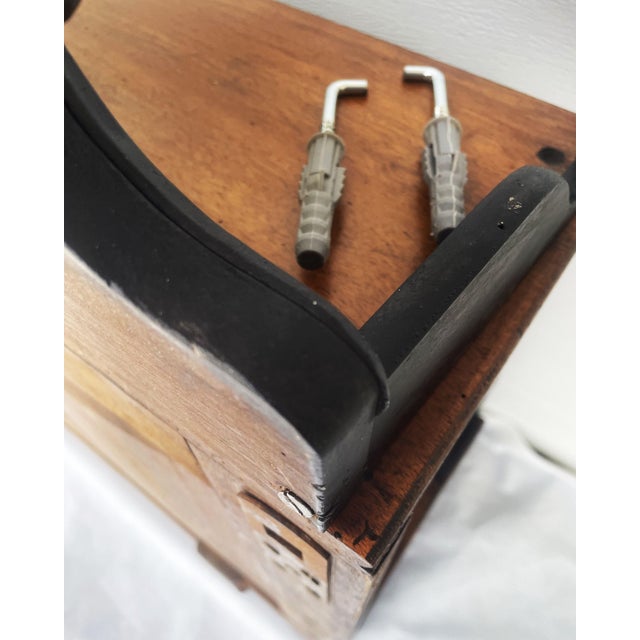 19th Century Neo-Renaissance Monumental Shelf for Hanging in Walnut For Sale - Image 5 of 18