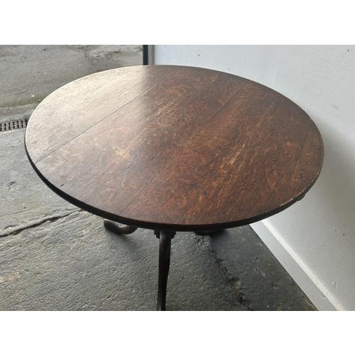 Georgian Style Oak Tilt Top Tripod Occasional Side Table For Sale - Image 5 of 8