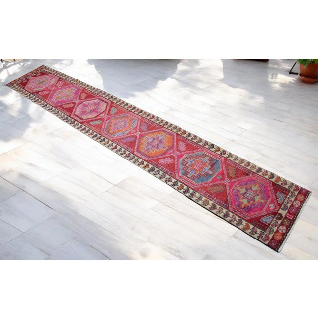 Turkish Runner Rug, Hand-Knotted Organic Wool Runner Rug Kitchen Island Sied Long - Narrow Runner For Sale - Image 6 of 14
