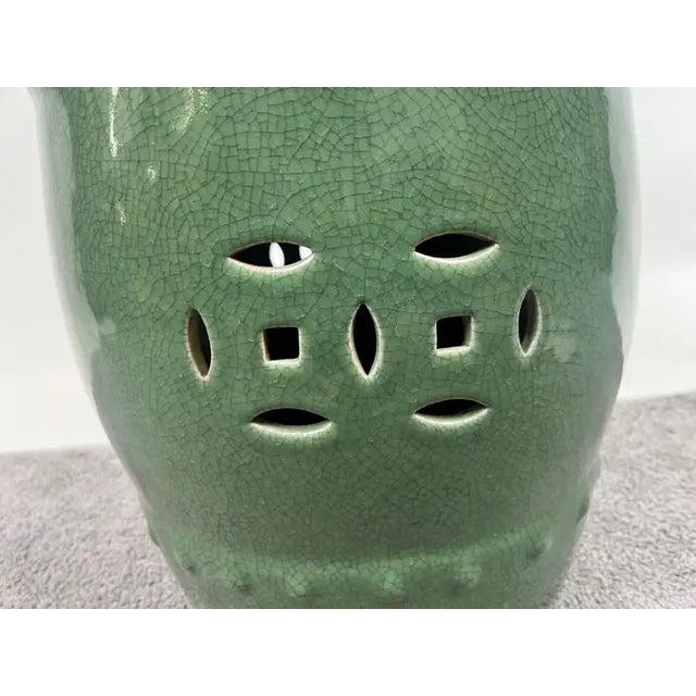 Vintage Chinoiserie Emerald Green Glazed Ceramic Drum Garden Stool or Pedestal For Sale - Image 10 of 11