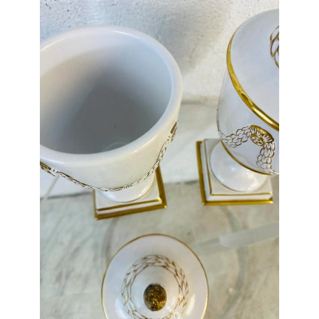 Italian Neoclassical Urns, a Pair For Sale - Image 4 of 7