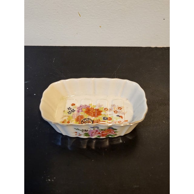 1930s Japanese Porcelain Soap Dish For Sale - Image 5 of 12