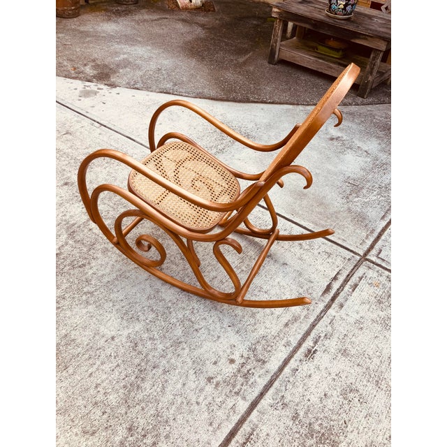 Have you ever had the fun experience to owen and to sit on one of these in your home?I Have Grand mother owned then...