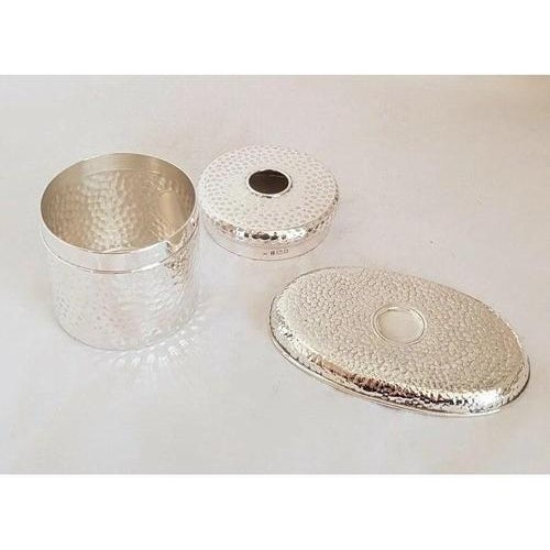 Antique Sterling Silver Vanity Set by William Comyns, London 1900s, Set of 7 For Sale - Image 6 of 16