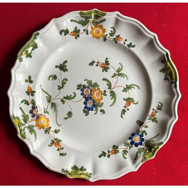Cantagalli Antique 19th Century Italian Cantagalli Faience Dinner Plates From Florence - A Pair For Sale - Image 4 of 10