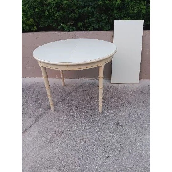 1980s Hollywood Regency Faux Bamboo Dining Table With One Extra Leaf Yellow White Top For Sale - Image 4 of 8