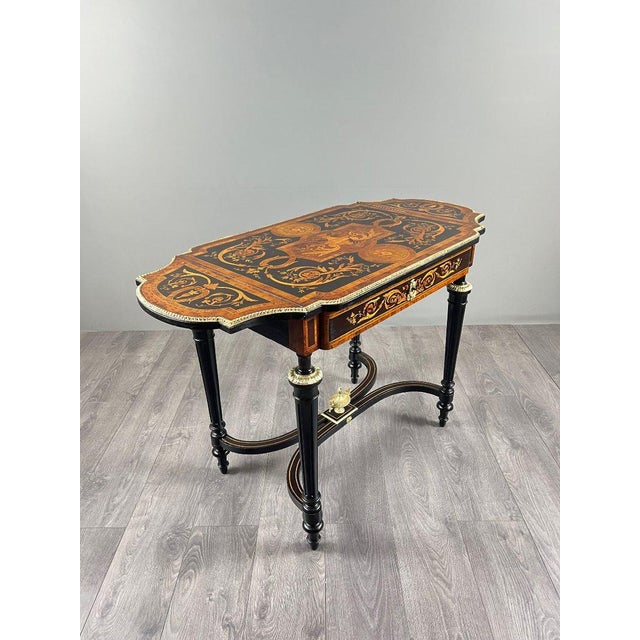Wood 19th Century Napoleon III Writing Table in Marquetry and Gilt Bronze For Sale - Image 7 of 12
