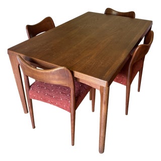 Table and Chairs by Henning Kjaernulf for Vejle Stole Og Møbelfabrik, 1960s, Set of 5 For Sale