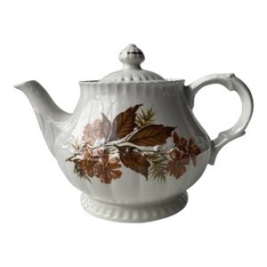 Vintage Wood & Sons Alpine White Ironstone Tea Pot
